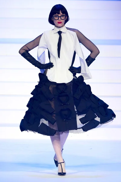 Look 4